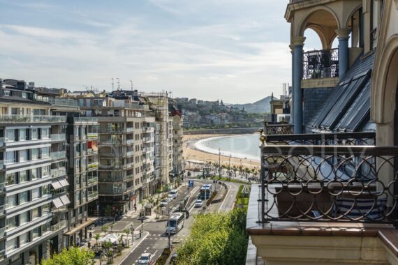 Penthouse with views in San Sebastian – 1